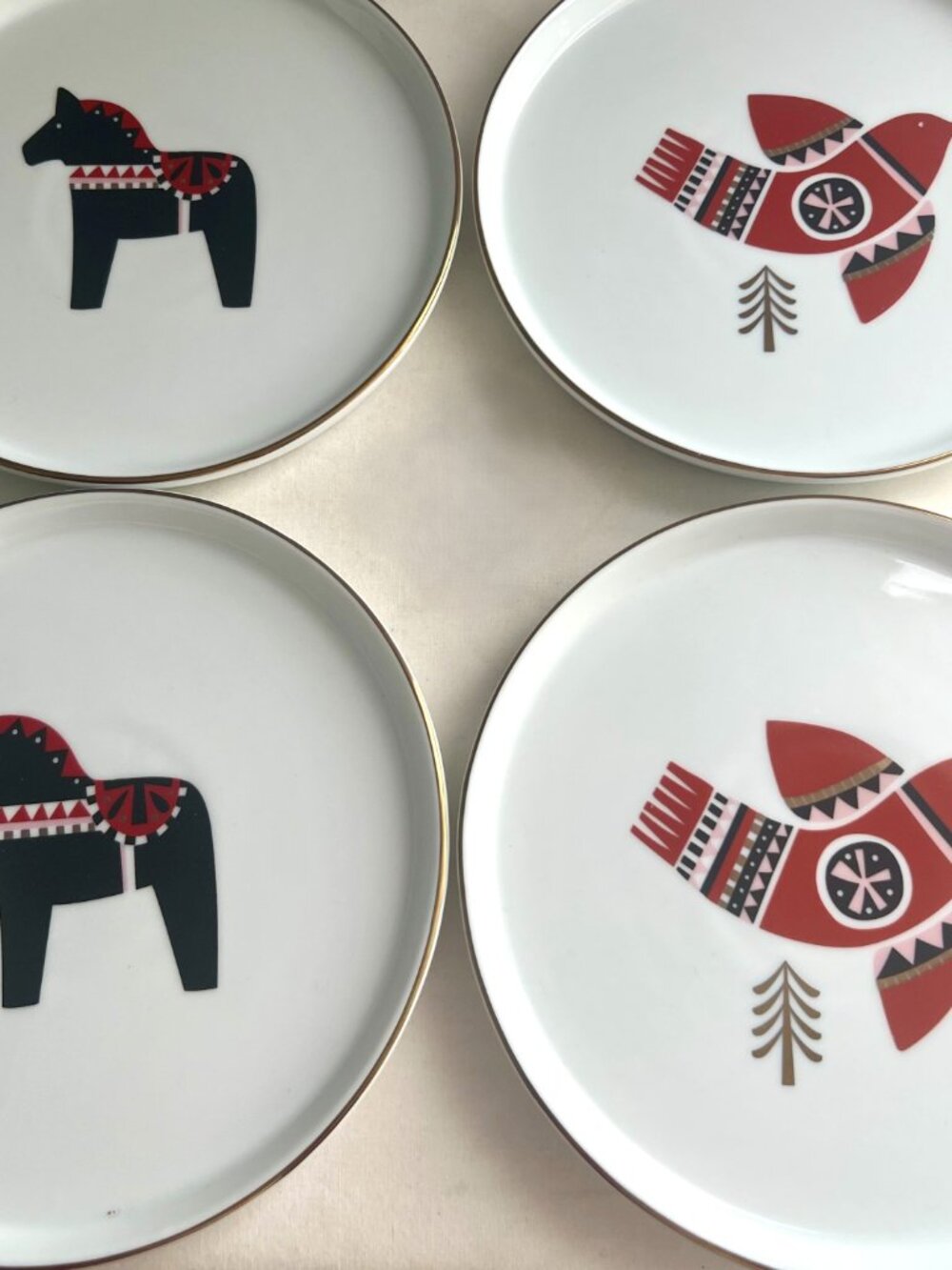 Dala Horse & Bird Folk Art Project 62 Scandinavian Holiday Plates Set